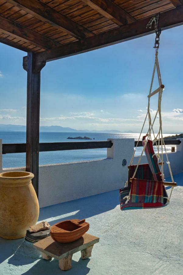 Saronic Seafront Villa Đảo Đảo Salamis Ngoại thất bức ảnh
