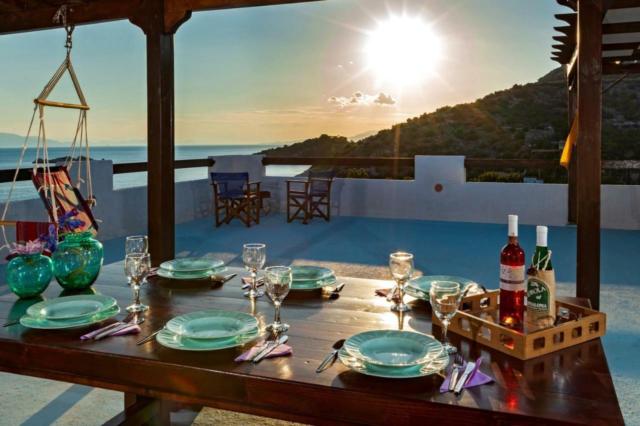 Saronic Seafront Villa Đảo Đảo Salamis Ngoại thất bức ảnh