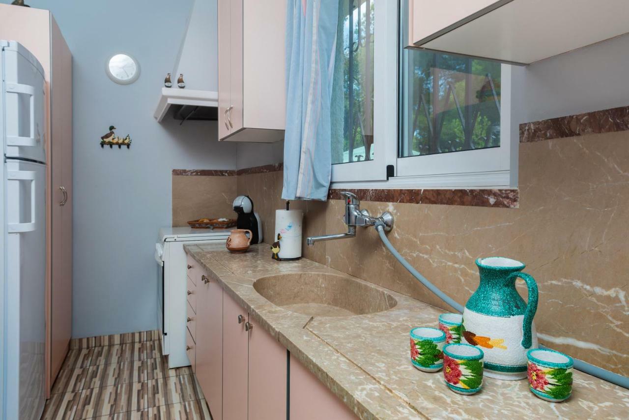 Saronic Seafront Villa Đảo Đảo Salamis Ngoại thất bức ảnh